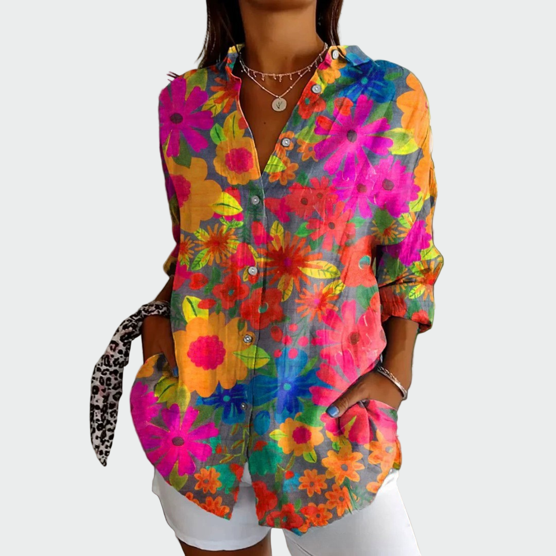 Camisa estilosa con estampado floral