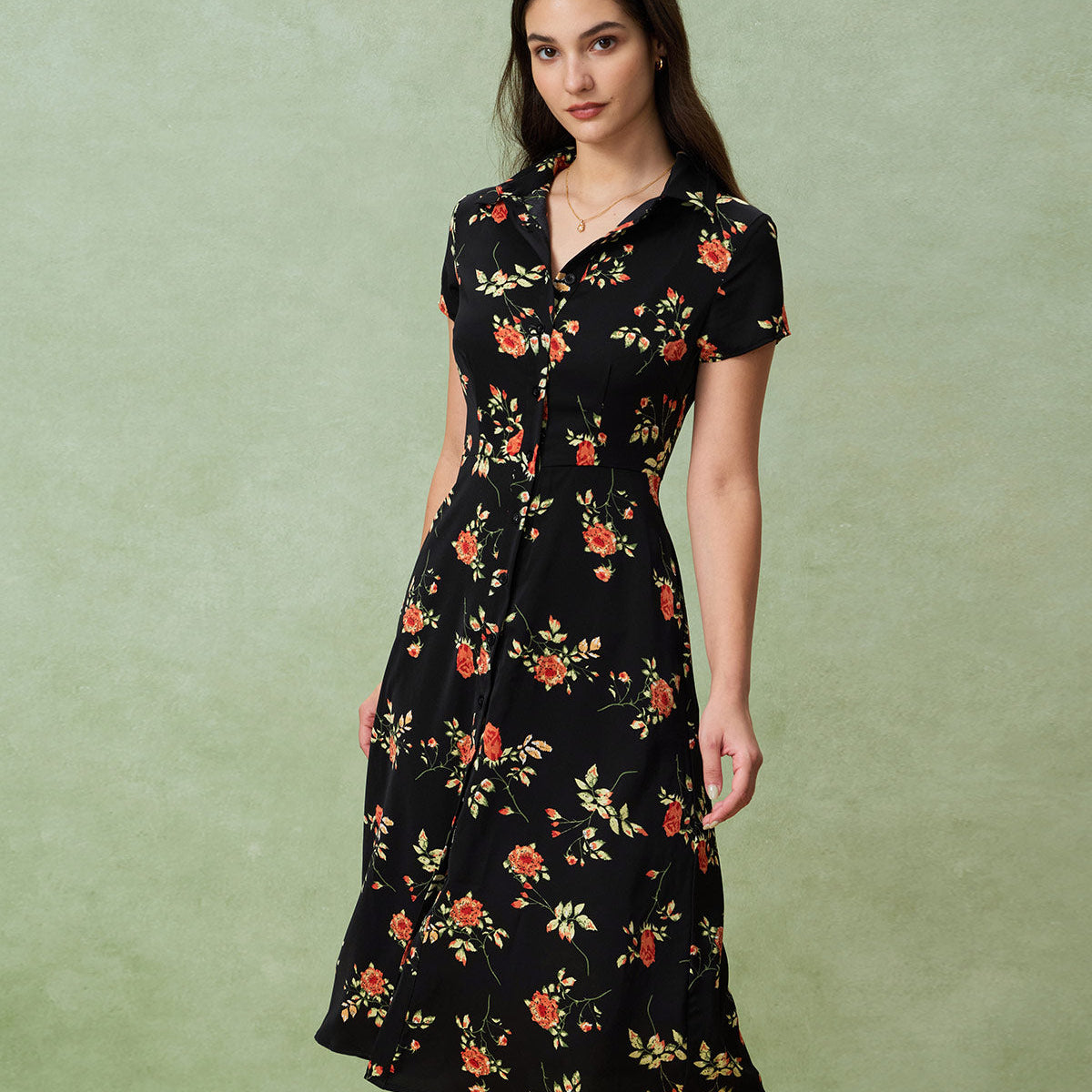 Glória - Vestido Midi Negro Floral