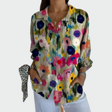 Camisa estilosa con estampado floral
