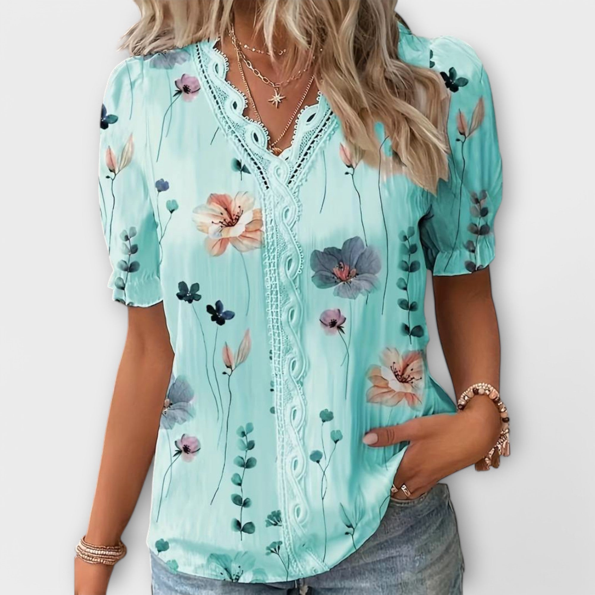 Emília - Blusa con escote en V