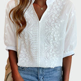 Blusa con detalles de encaje