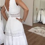 Kim - Vestido de Encaje con Escote en V