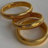 Pulsera estriada