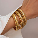 Pulsera estriada