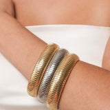 Pulsera estriada