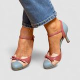 Bellarosa - Sandalias coloridas con nudo y tiras, con puntera redonda
