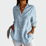 Camisa estilosa con estampado floral