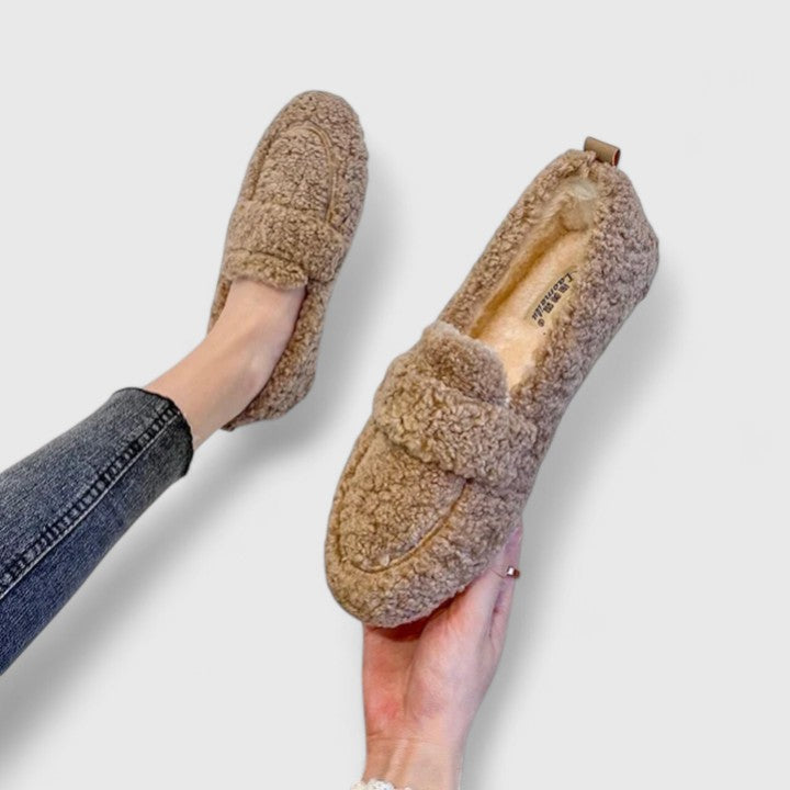 Zapatillas Solenne - Elegancia en Casa con Confort Acogedor