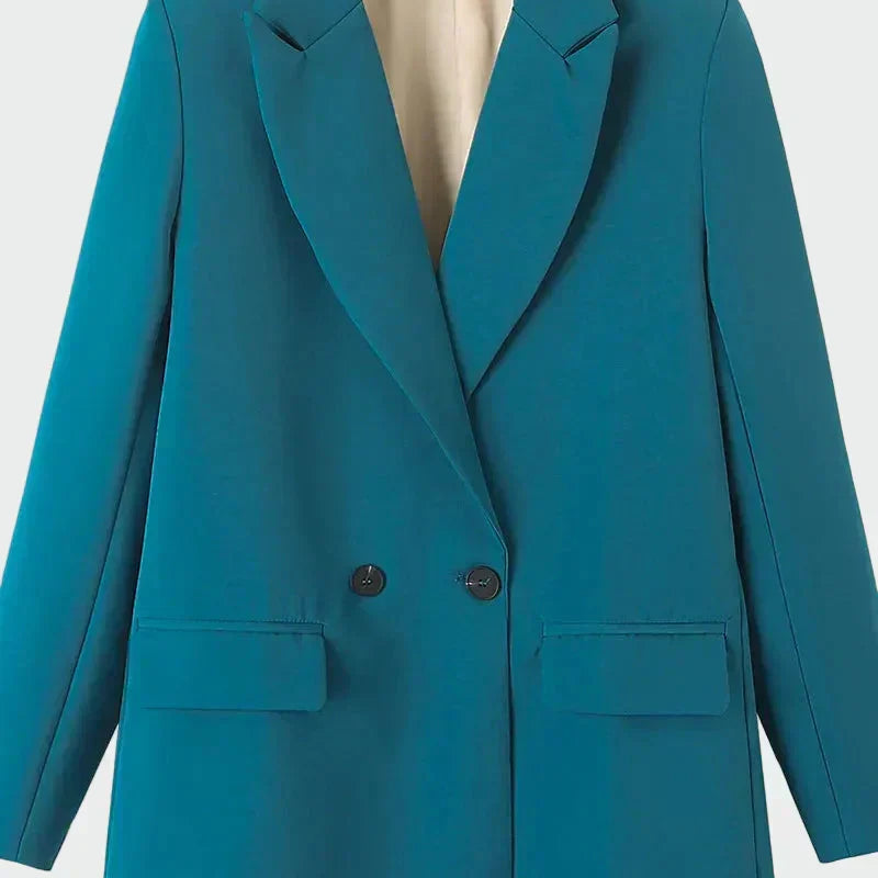 Abrigo Oversized con Línea Moderna