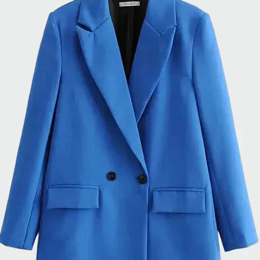 Abrigo Oversized con Línea Moderna