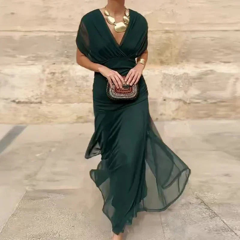 Luana - Vestido elegante con escote en V