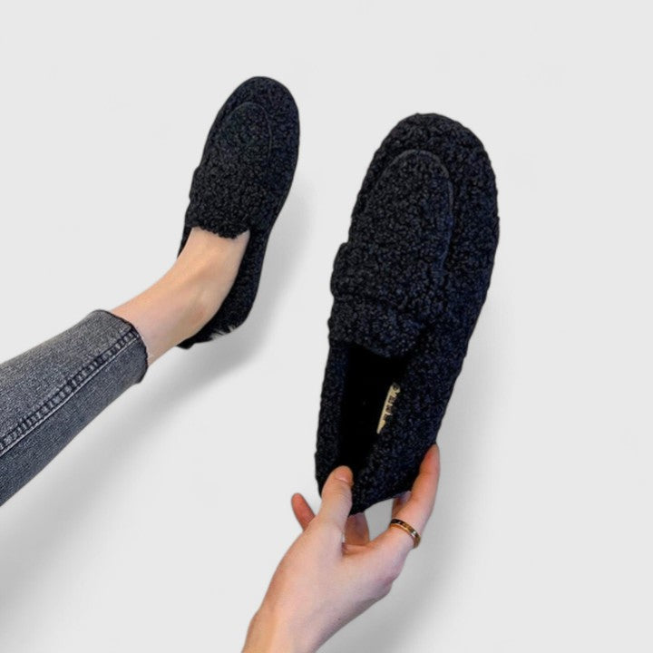 Zapatillas Solenne - Elegancia en Casa con Confort Acogedor
