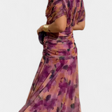 Luana - Vestido elegante con escote en V