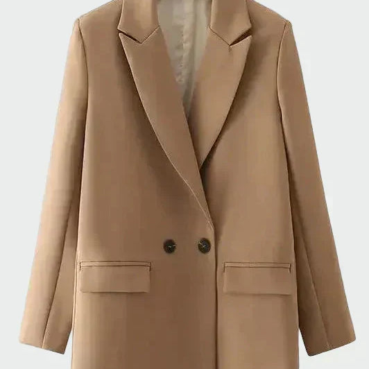 Abrigo Oversized con Línea Moderna