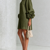 Amara - Mini Vestido Elegante con Botones Florales