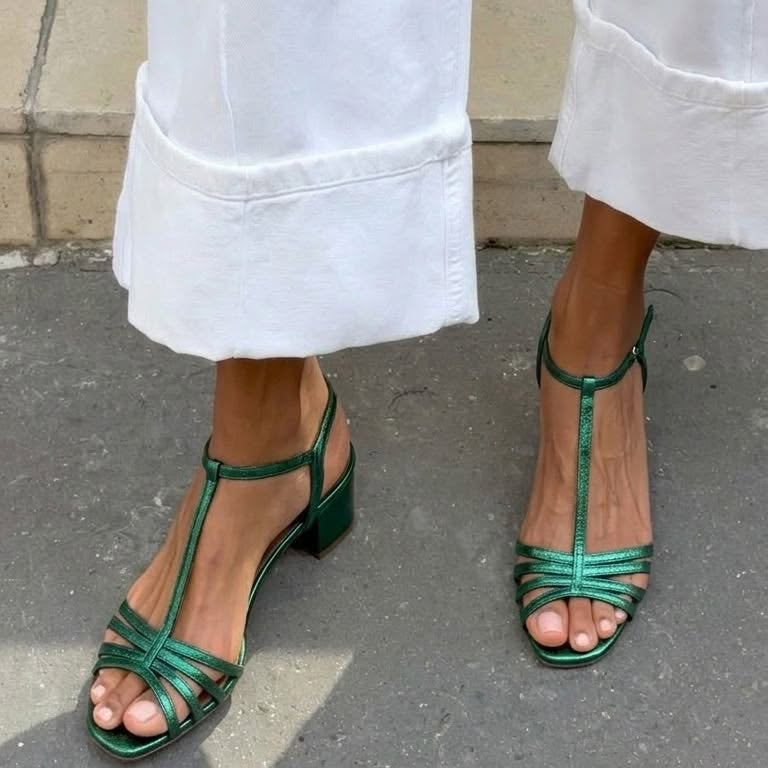 ALLEGRA SANDALIAS DORADAS ELEGANCIA DEL DÍA A DÍA