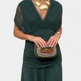 Luana - Vestido elegante con escote en V
