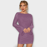 Vestido de lentejuelas con espalda abierta