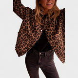 Rosa - Abrigo moderno con estampado de leopardo