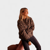 Rosa - Abrigo moderno con estampado de leopardo
