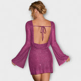 Vestido de lentejuelas con espalda abierta